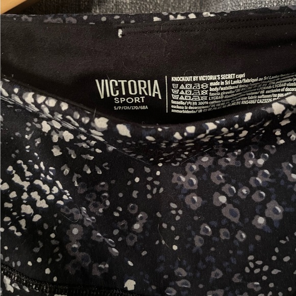 Victoria Sport Black + White Leggings - Picture 2 of 2